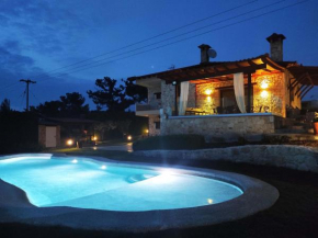 Villa Traditional Estate Heated Pool & Garden, 5 bedrooms
